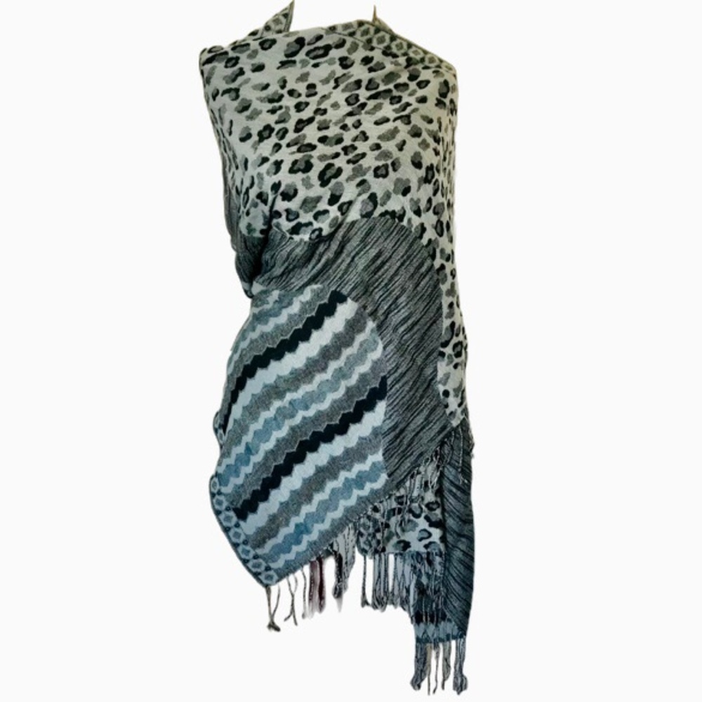 Pashmina Scarf Gray Animal Print